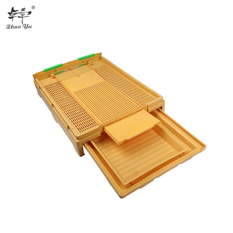 Beekeeping Supplies Muti-Function Langstroth Polypropylene Ventilated Pulled Plastic Bottom Board Stand for Beehive