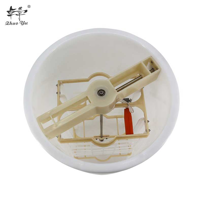 Most Popular Cheapest Beekeeping 2 frames Food Grade Plastic Manual Honey bee Extractor Centrifuge