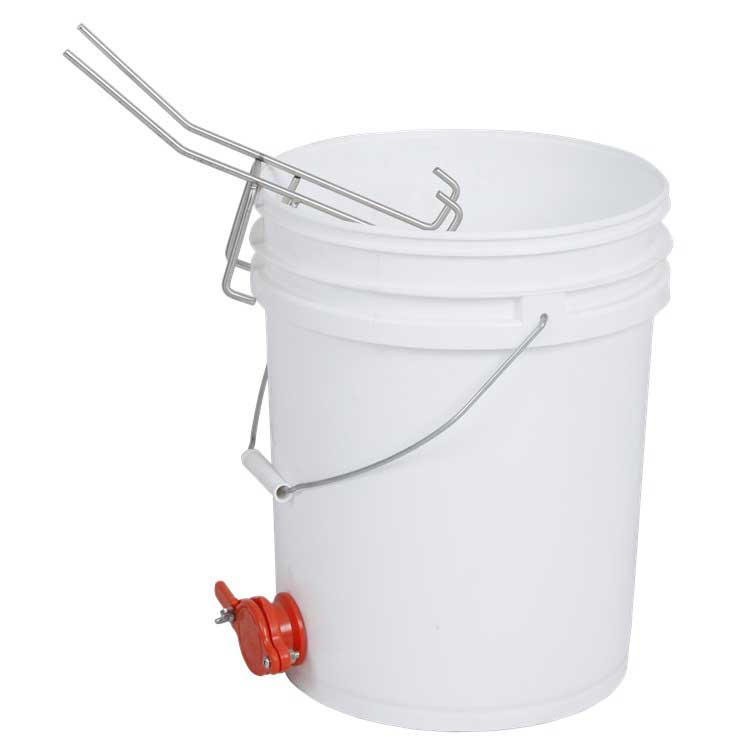 Hot Selling Plastic Honey Tank Bucket Pail with Honey Gate Value for Beekeeping